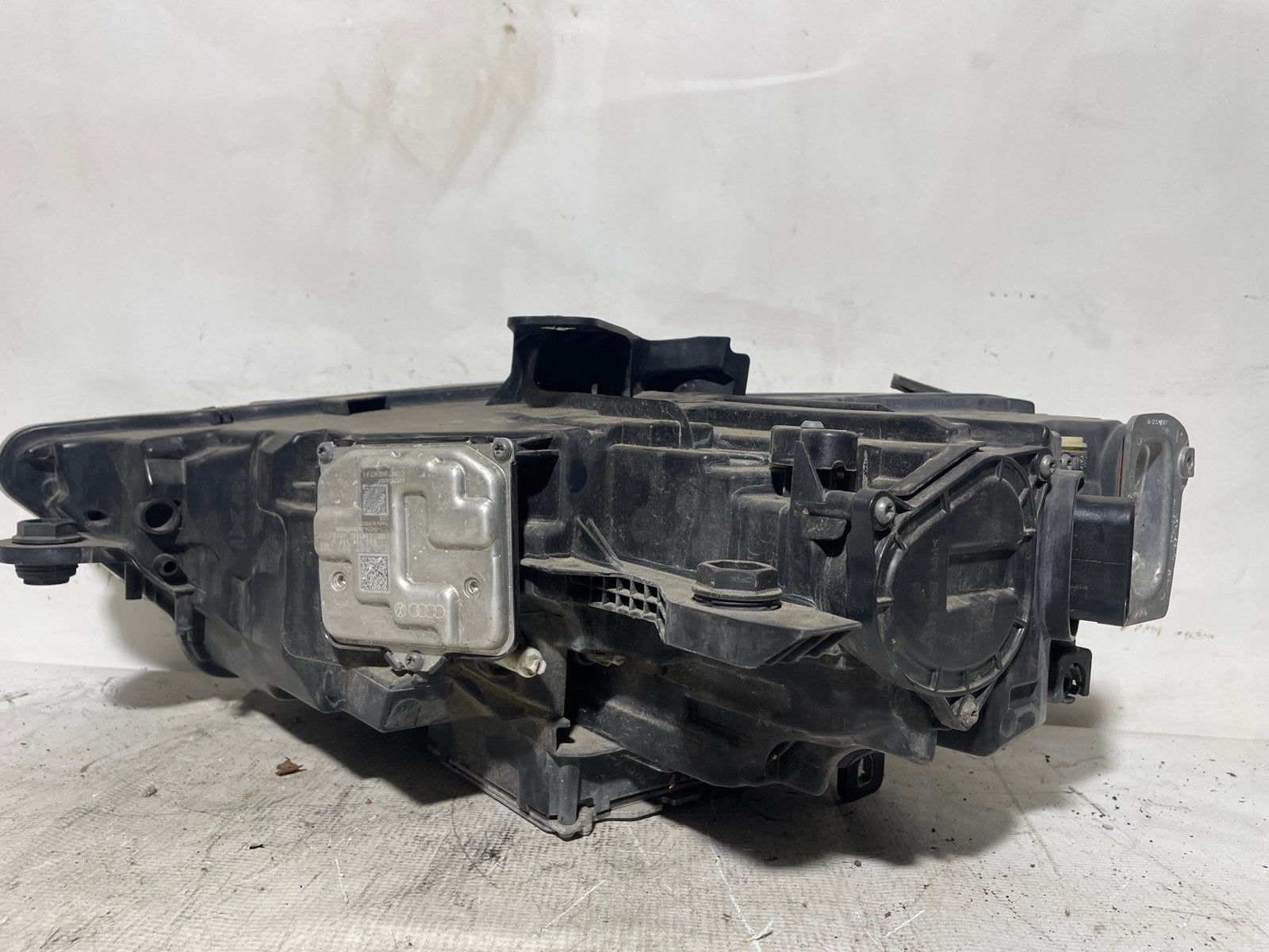 Phare droite AUDI A3   8V0941034C, Autos : Pièces & Accessoires, Audi, Enlèvement, Utilisé