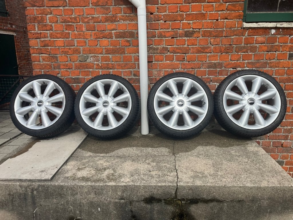MINI Cooper S F56 XM71 8-spaaks 18" velgen + AllSeasonbanden, Pneus et Jantes, 215 mm, 4 Saisons, Véhicule de tourisme