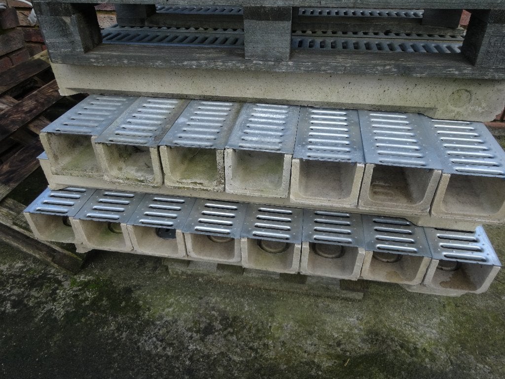 Caniveaux, Doe-het-zelf en Bouw, Overige Doe-Het-Zelf en Bouw, Nieuw, Ophalen