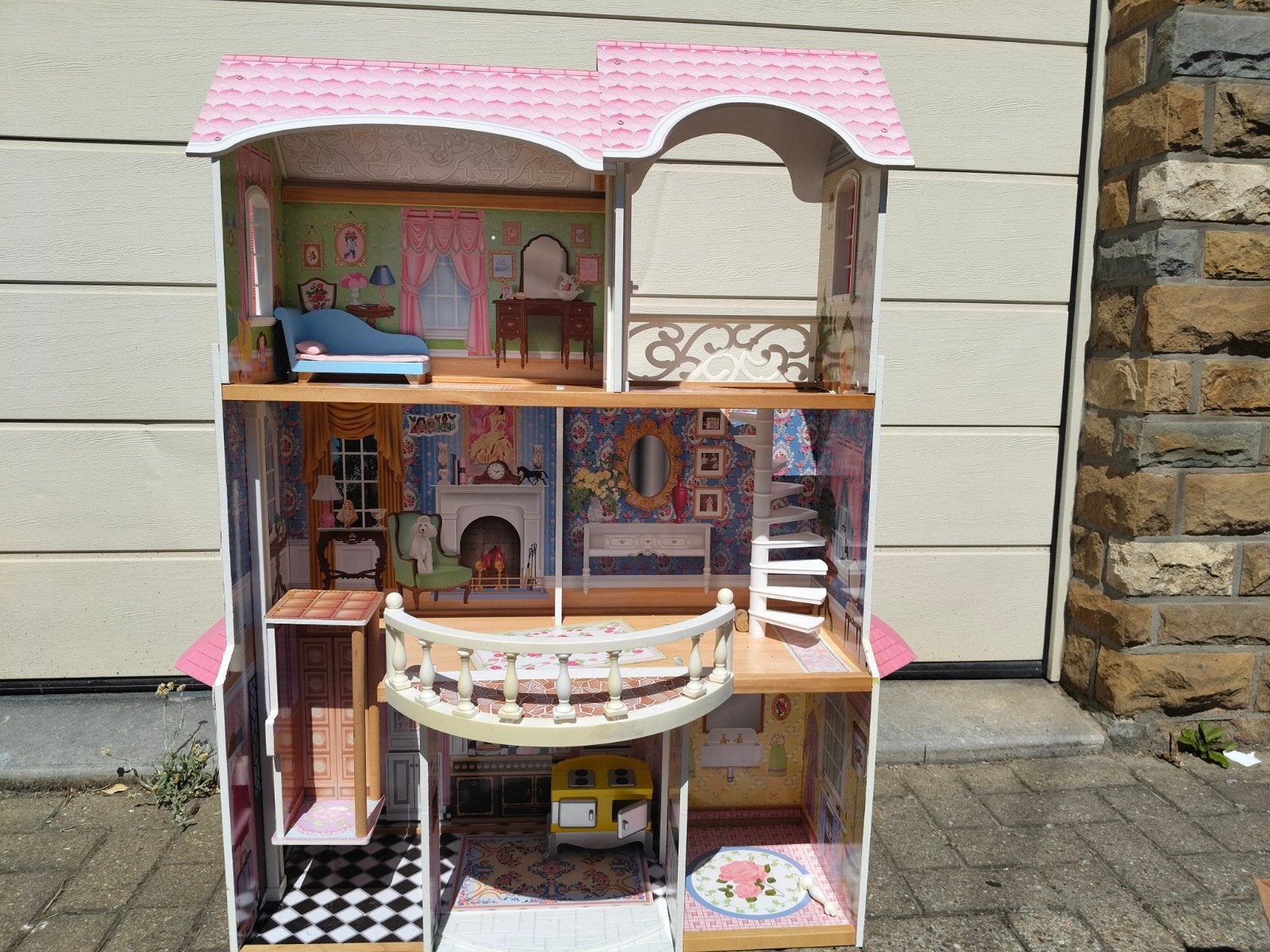 Maison de poupées avec accessoire et poupées, Enlèvement, Maison de poupées