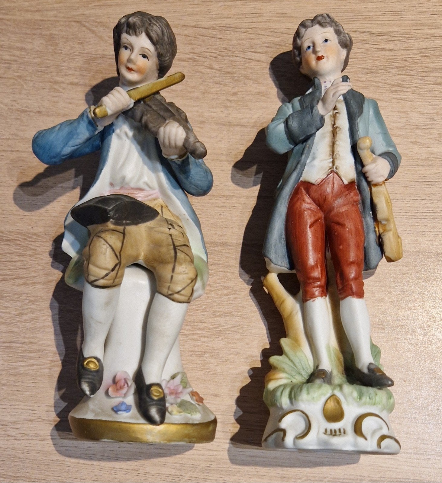 Set van 2 antieke/vintage porseleinen beeldjes (Violisten /, Enlèvement ou Envoi, Comme neuf, Humain
