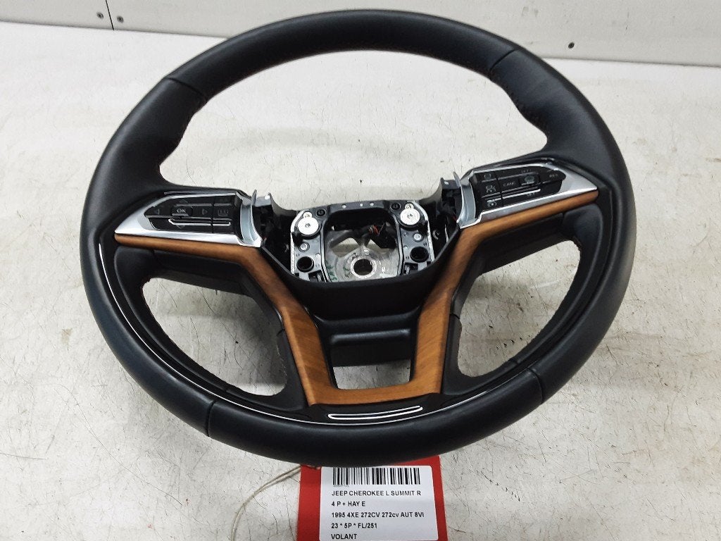 VOLANT DIRECTION Jeep Grand Cherokee L (WL) (01-2021/-), Webaccessibility@stellantis.com, Stellantis N.V., Utilisé, Taurusavenue 1
2132 LS  Hoofddorp, NL