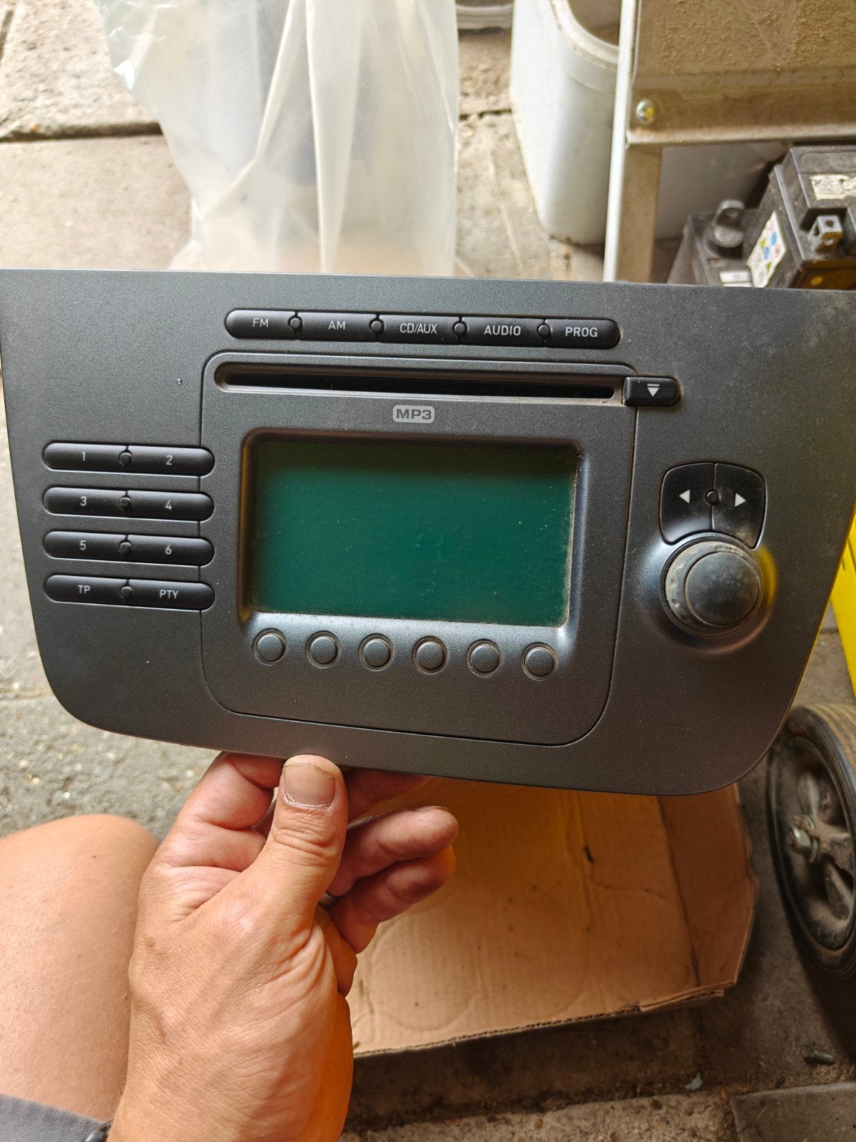 Originele SEAT autoradio CD/MP3 (Altea / Toledo / Leon) – Bl, Auto diversen, Autoradio's, Ophalen