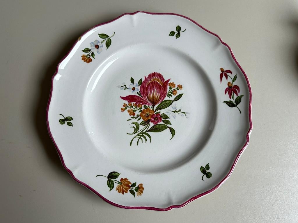 3 assiettes Vieux Strasbourg - Vieux Saint Amand - 24,5 cm, Enlèvement