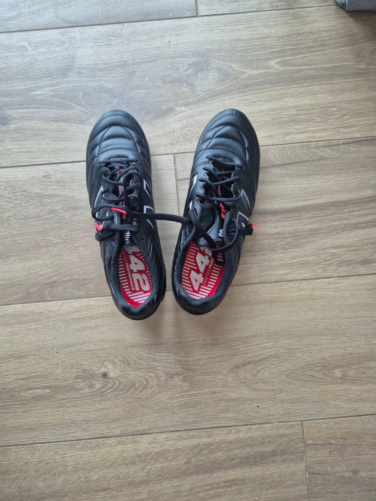 new balance, Sports & Fitness, Football, Enlèvement, Neuf, Chaussures