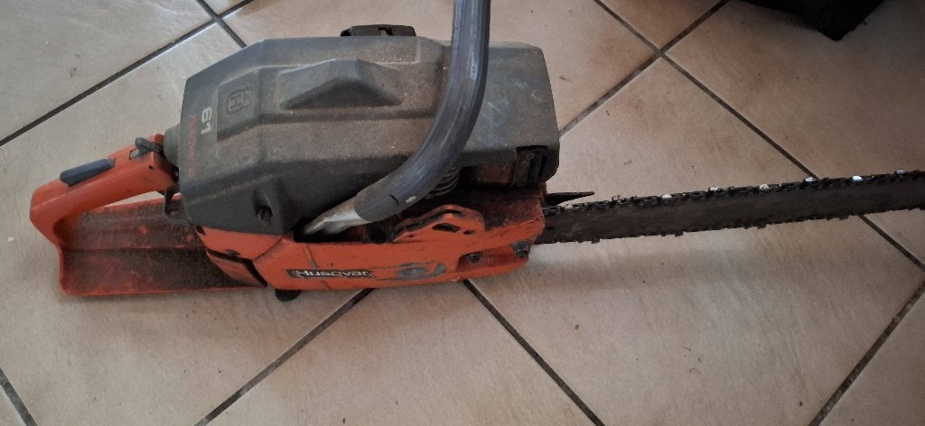 Tronconneuse husqvarna, Enlèvement