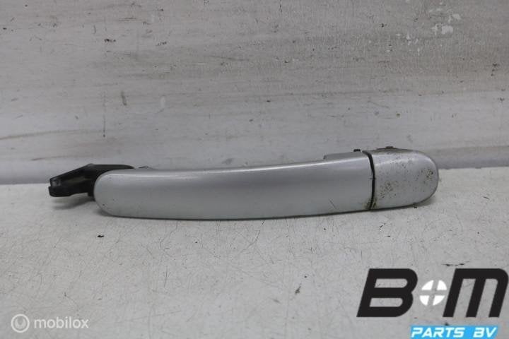 Portiergreep LA7W VW Golf 4 3B0837207, Utilisé