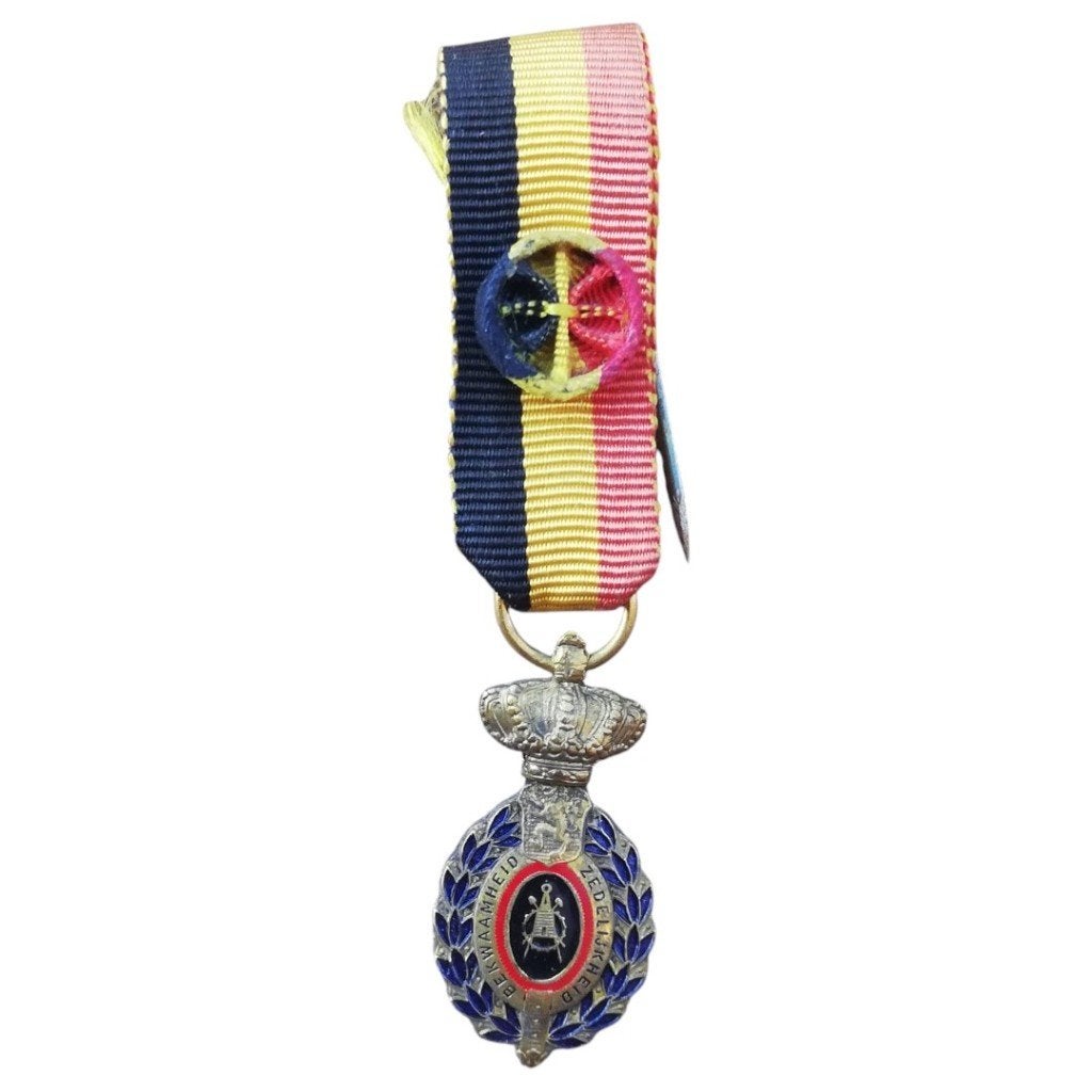 Belgique - medaille travailleur de première classe-miniature, Enlèvement ou Envoi, Autres, Ruban, Médaille ou Ailes
