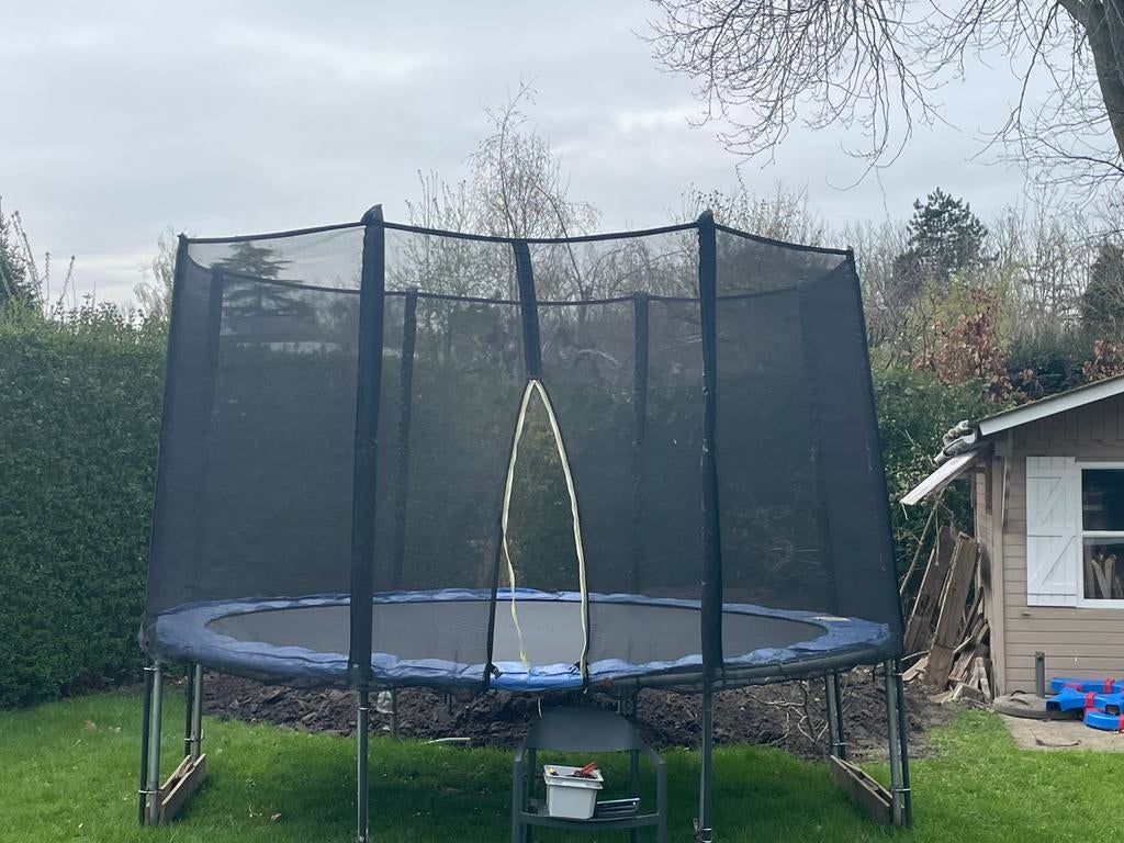 Trampoline net, Ophalen, Zo goed als nieuw