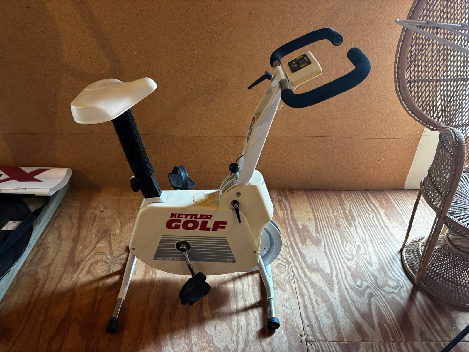 Hometrainer, Sport en Fitness, Ophalen, Zo goed als nieuw, Hometrainer