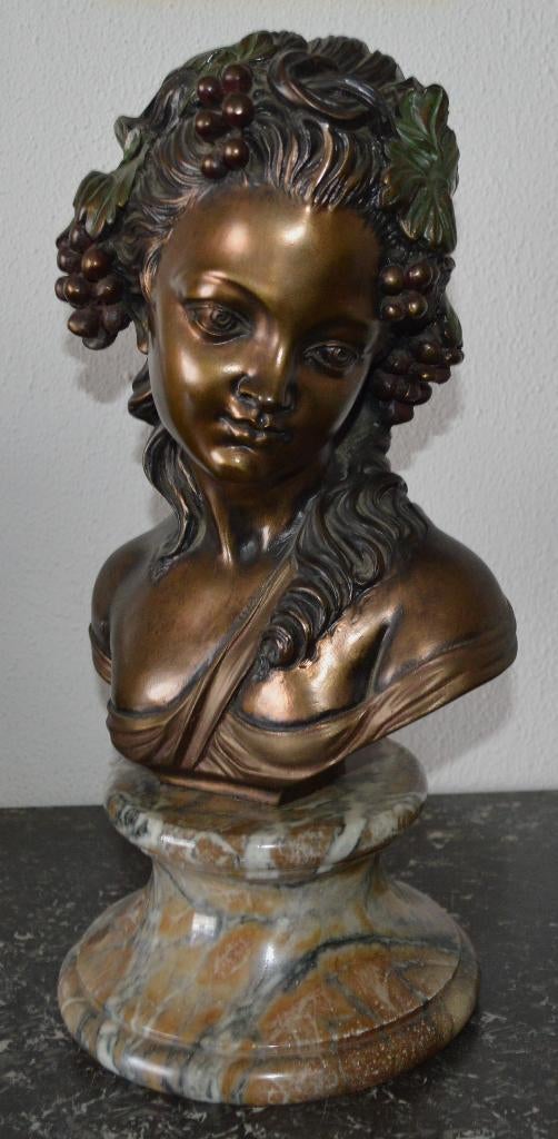 Vrouwenbuste op marmer voet 44 cm hoog, Antiek en Kunst, Ophalen of Verzenden