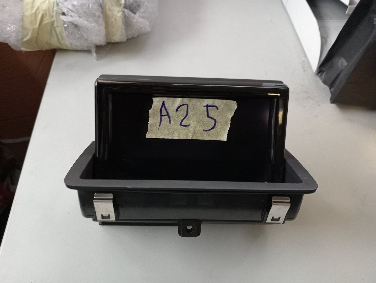 Navigatie Display van een Audi A1 Sportback (8XA/8XF) 1.0 TF, Auto diversen, Autonavigatie, Gebruikt, -, -, Ophalen of Verzenden