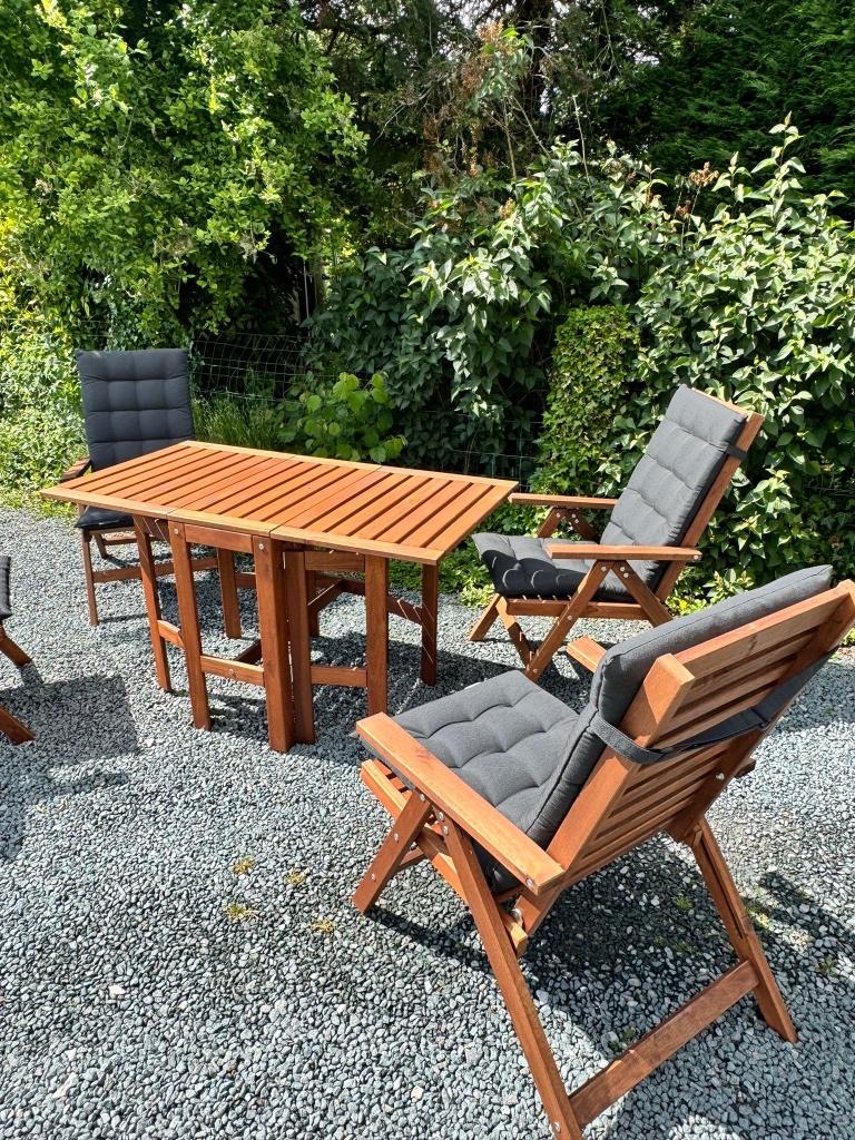 IKEA tuinmeubelen + kussens, Ophalen, Zo goed als nieuw