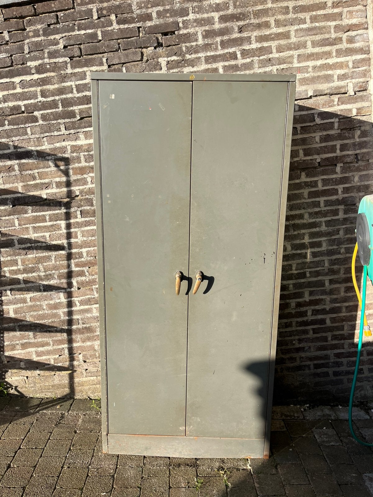 Oude ijzeren vintage kast, Enlèvement, Comme neuf