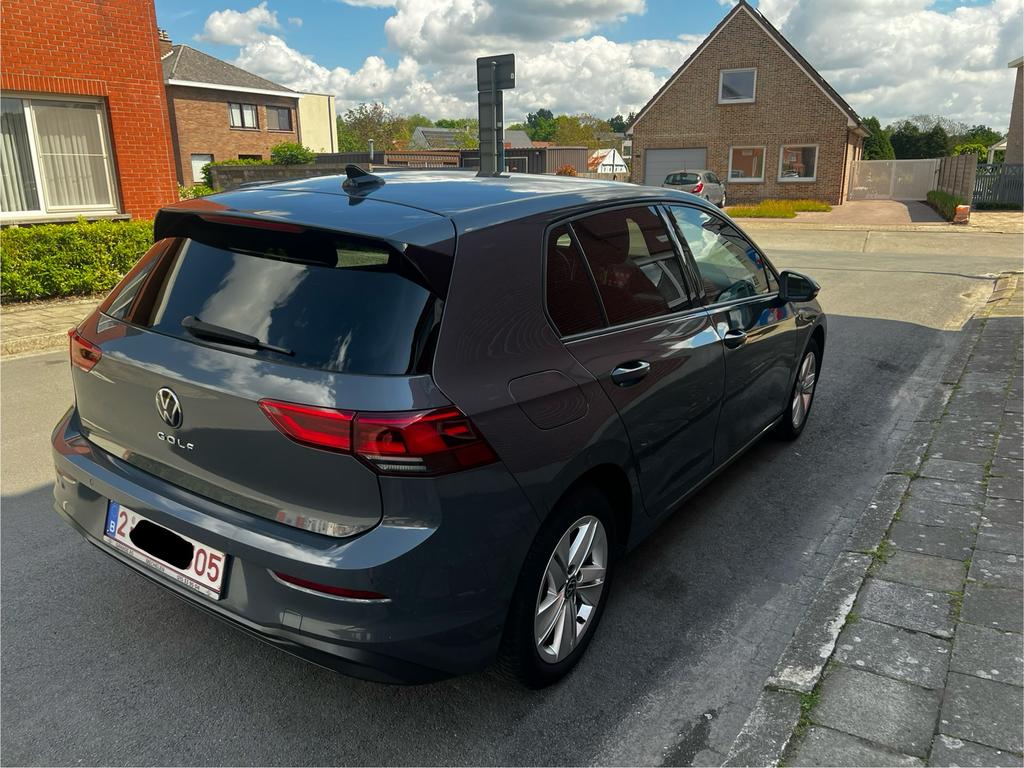 Vw golf 8 1.5 Tfsi 96kw xenon virtuele cockpit, Auto's, Volkswagen, Euro 6, 96 kW, Stadsauto, Lichtsensor