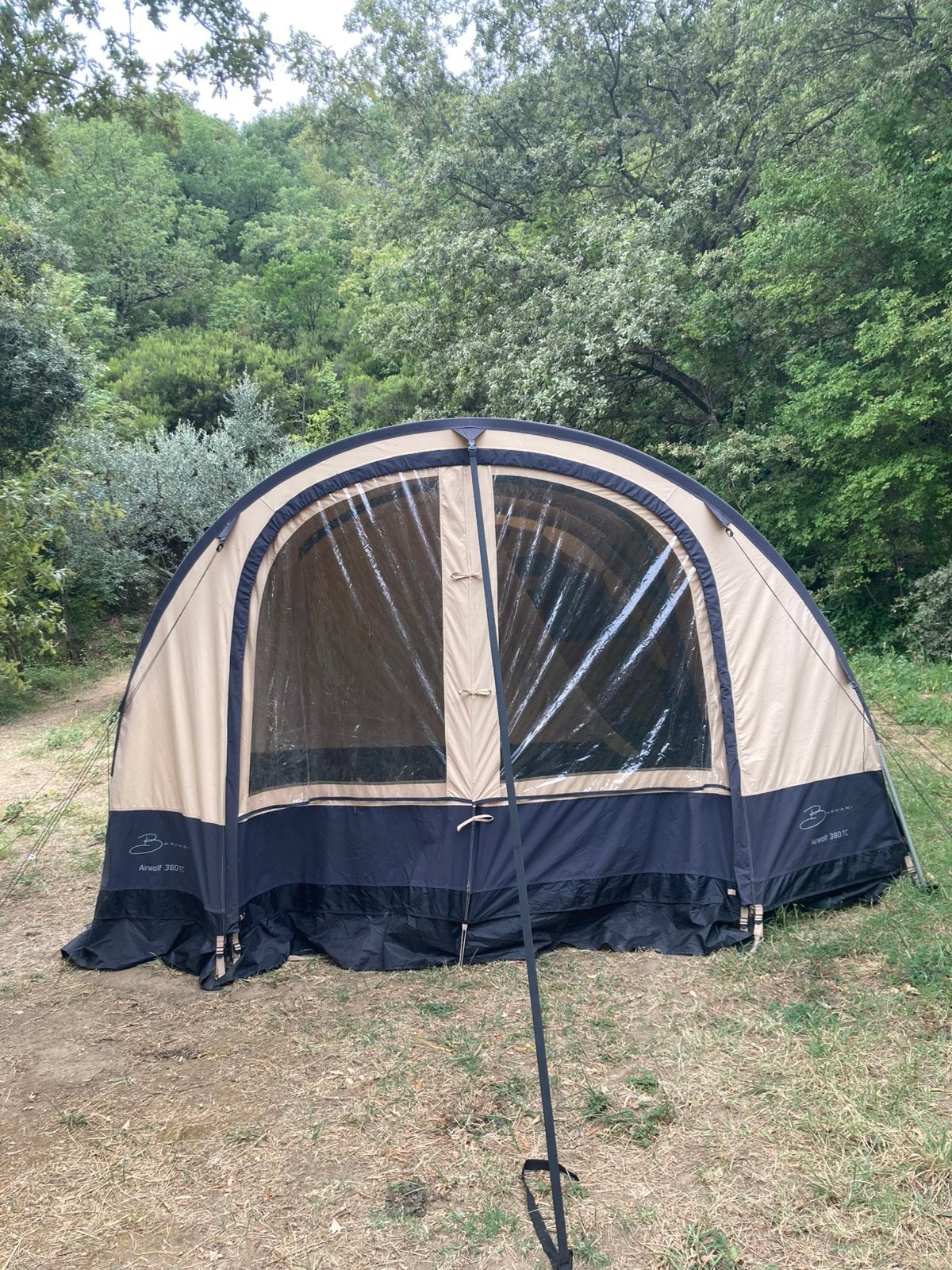 Royale 5 persoons tent Bardani, Enlèvement, Utilisé, Jusqu'à 5