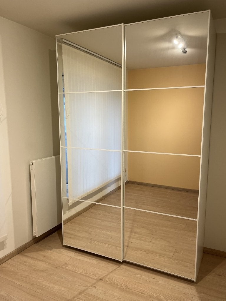IKEA PAX kleerkast wit spiegel-schuifdeuren (150x58x236 cm), 150 à 200 cm, Comme neuf, Enlèvement, 200 cm ou plus