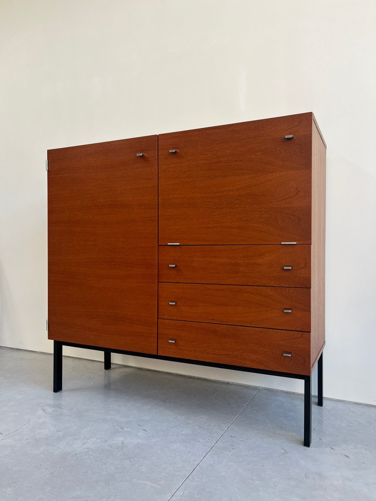 Meuble bar Meurop - Pierre Guariche, Enlèvement, Comme neuf