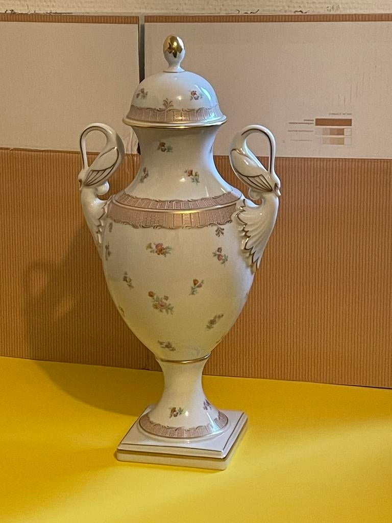 Ancien vase Kaiser Germany porcelaine couvercle, Antiek en Kunst, Ophalen of Verzenden