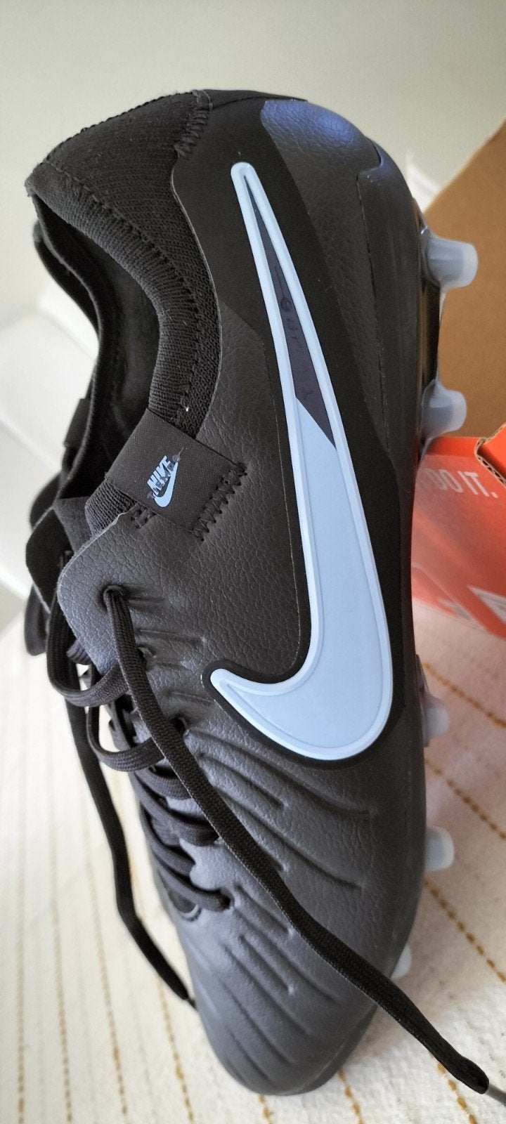 CRAMPON NIKE TIEMPO LEGEND 10 PRO 35€, Ophalen of Verzenden, Schoenen