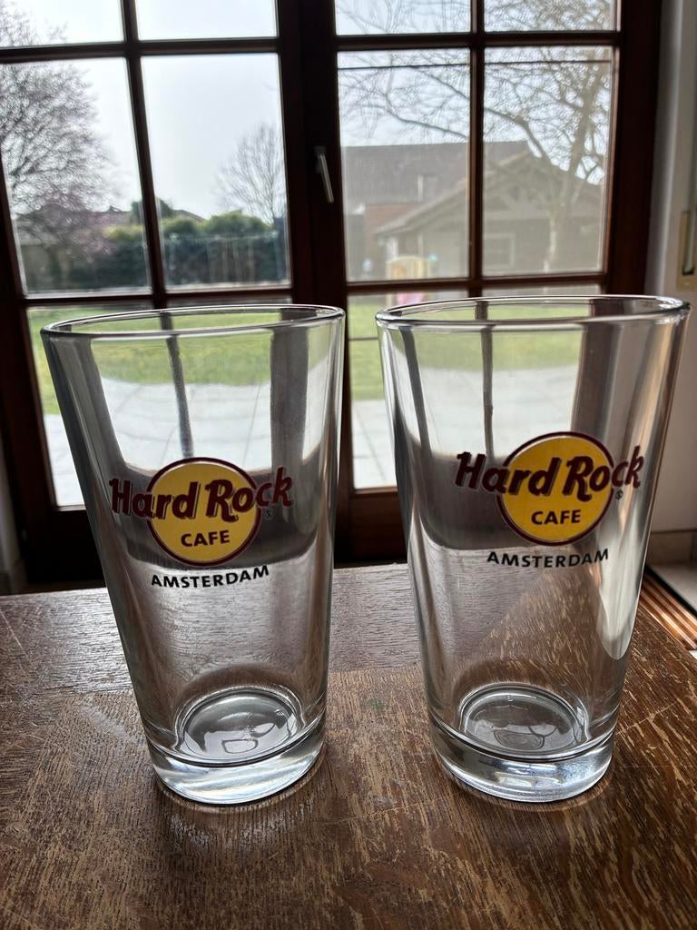 2 grote glazen Hard rock cafe Amsterdam, Verzamelen, Ophalen, Zo goed als nieuw
