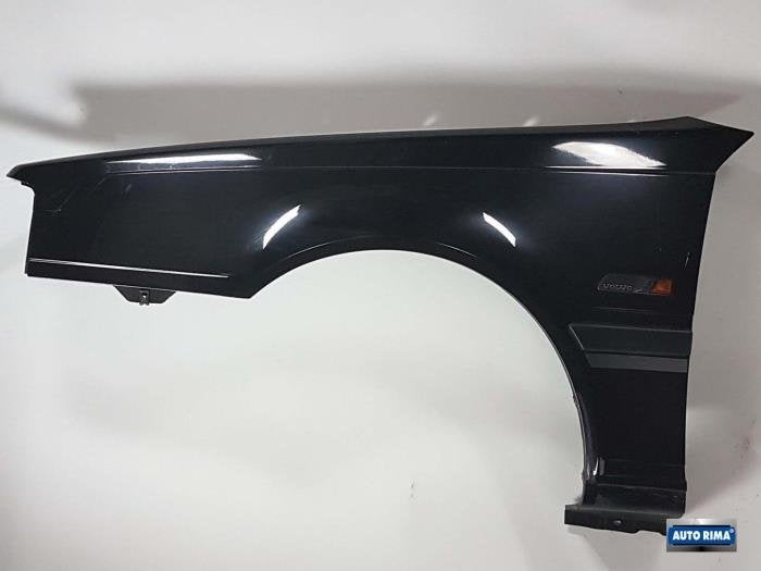Scherm links-voor van een Volvo 4-Serie (305), Gebruikt, -, -, Ophalen of Verzenden