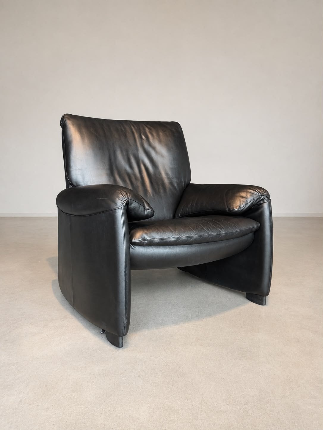 fauteuil design Leolux Cadura en cuir noir, Enlèvement, Utilisé, Cuir, Design