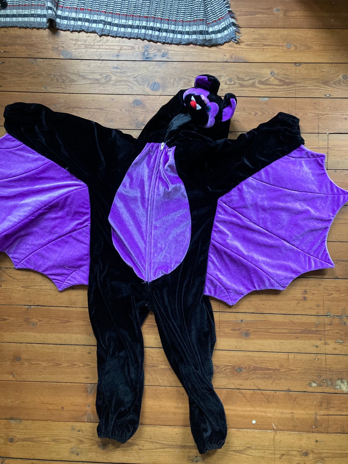 costumes de chauve-souris, Enlèvement, Comme neuf
