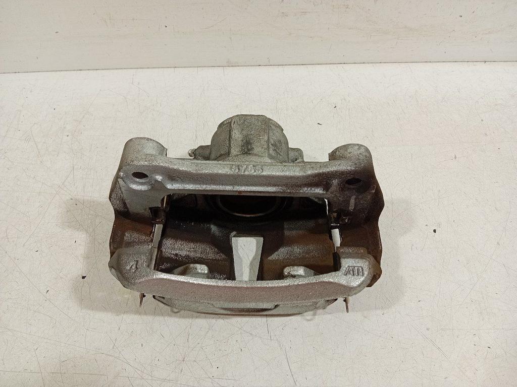 Remklauw links voor Renault Captur, Onderdelen@venauto.nl, Van der Ven Autorecycling B.V., Gebruikt, Ettenseweg 76, 4706 PB Roosendaal, The Netherlands