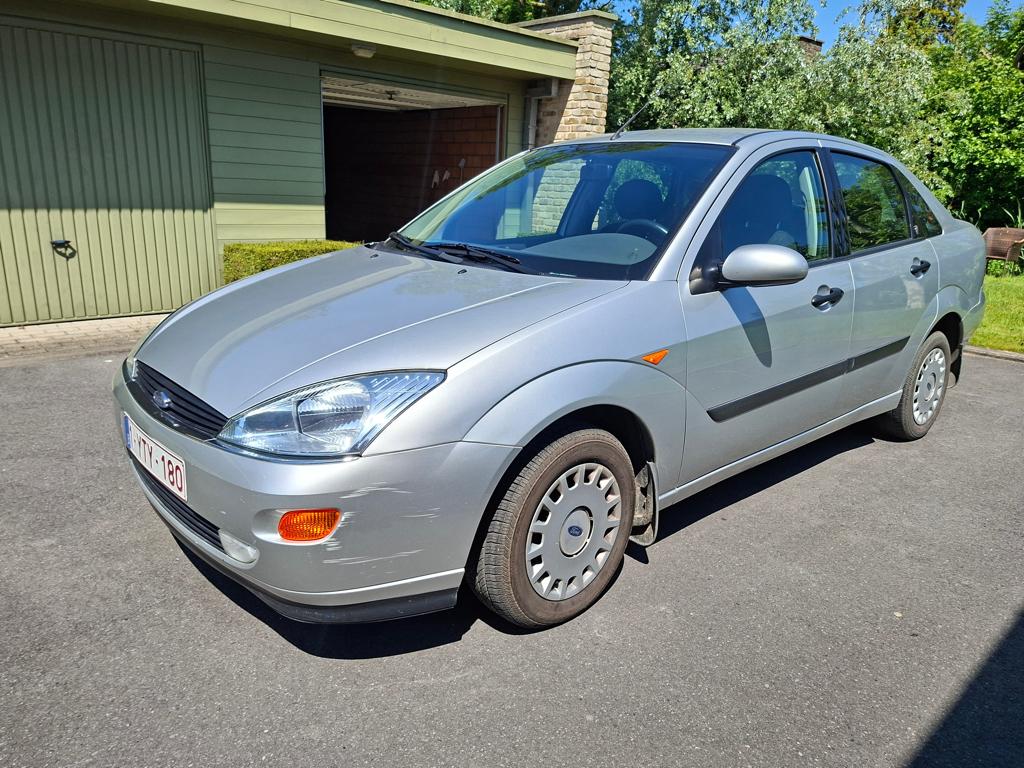 Ford Focus 1.8 Turbo Di Ghia, Autos, Ford, Particulier, Focus, ABS, Airbags, Air conditionné, Rétroviseurs électriques, Vitres électriques