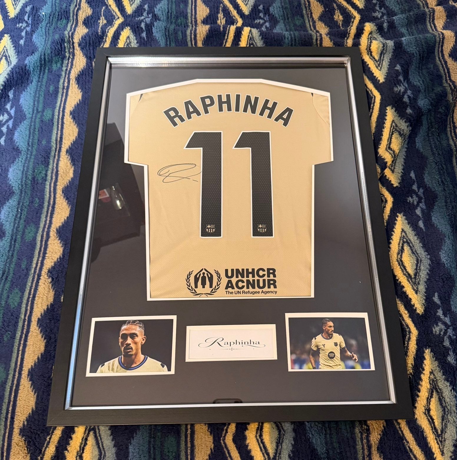 Raphina signed shirt + proof, Tickets & Billets