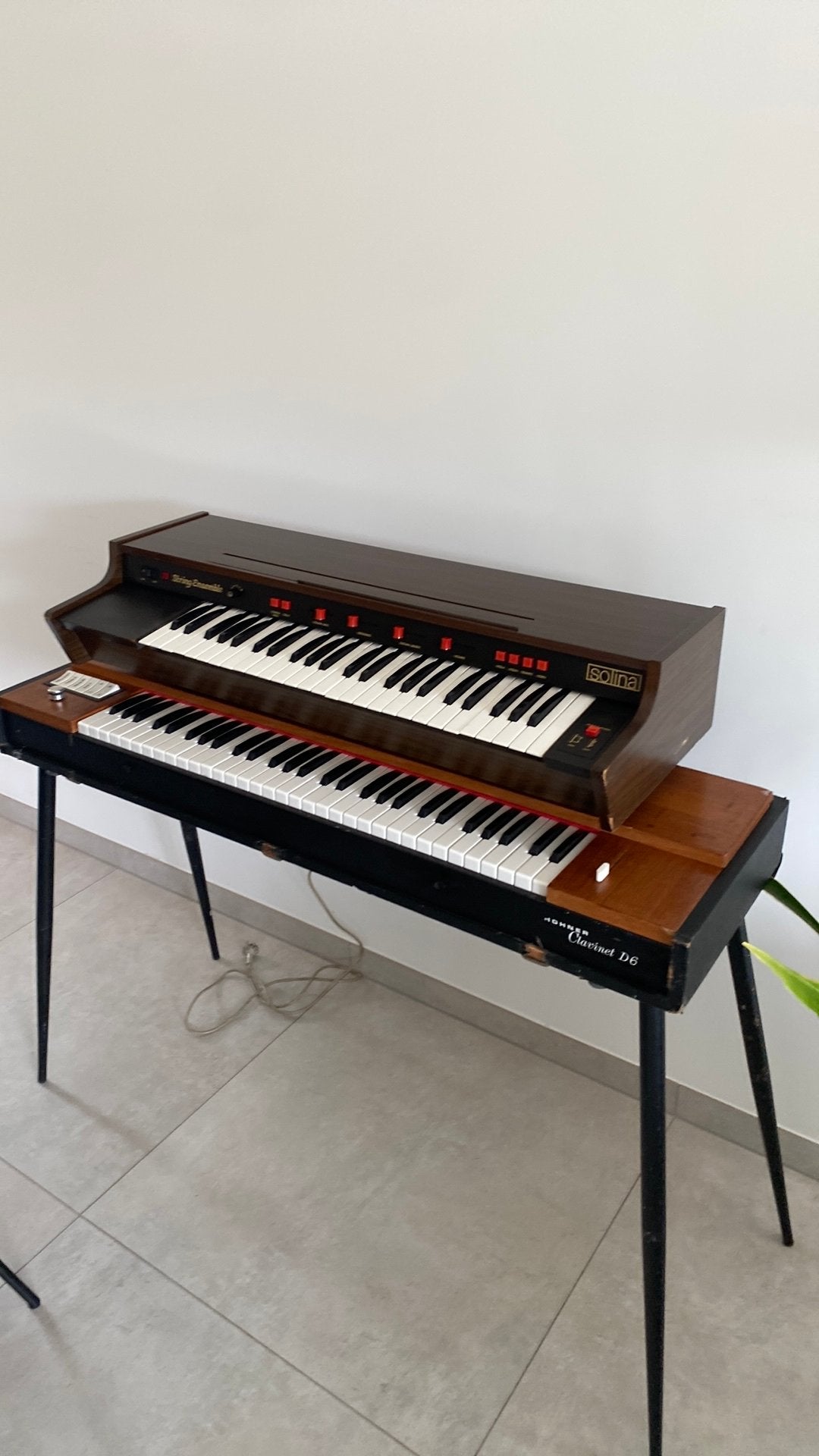 Solina string ensemble mk2, Enlèvement, Utilisé
