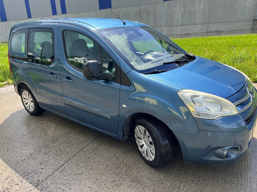 5 Place Citroen Berlingo 1.6 Diesel, Achat, Entreprise, Boîte manuelle, 5 portes