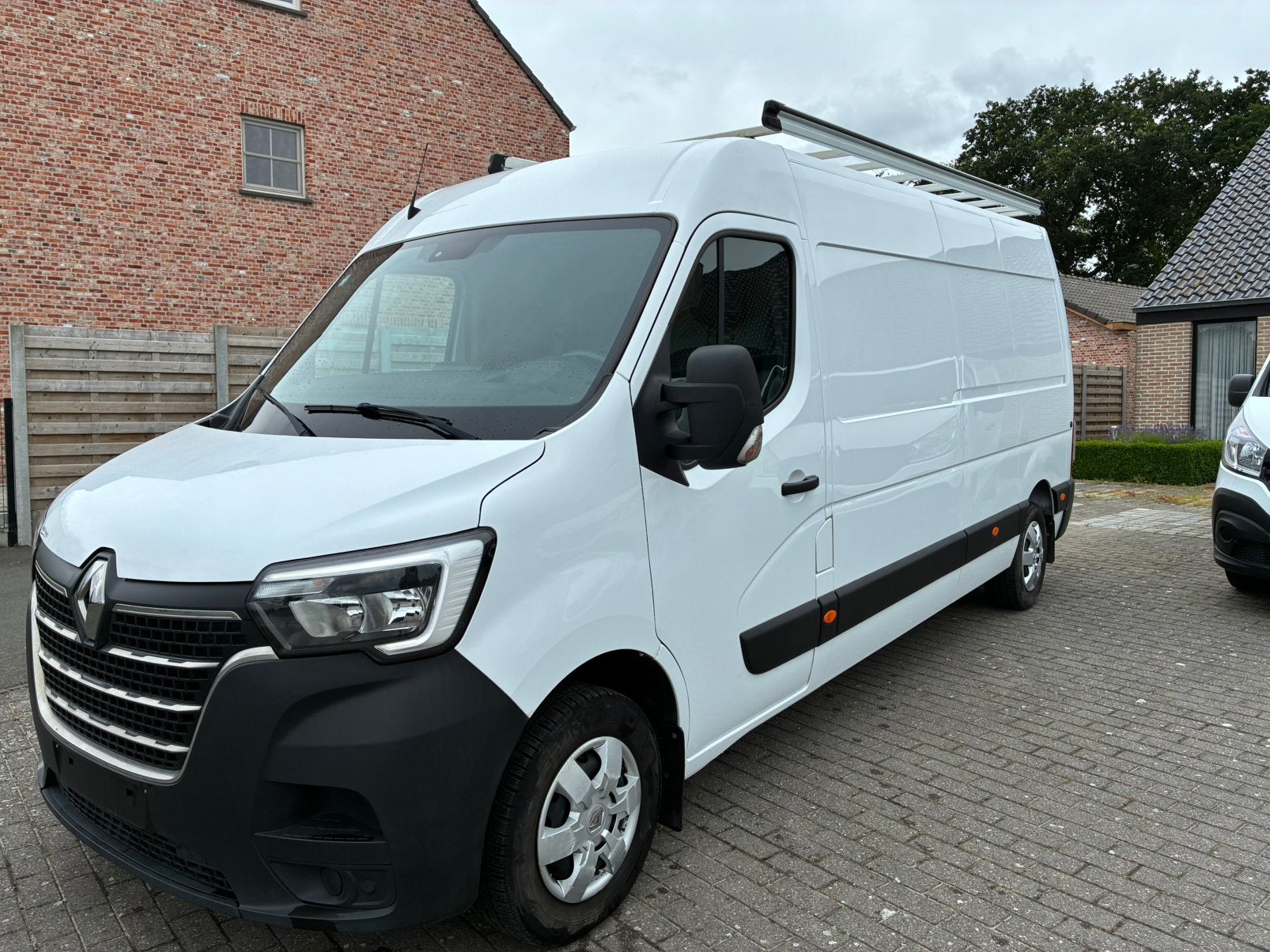 Renault Master  2.3 DCI - L3 H2 amper 83.000 km, Auto's, Stof, 4 cilinders, Overige carrosserie, MyCar