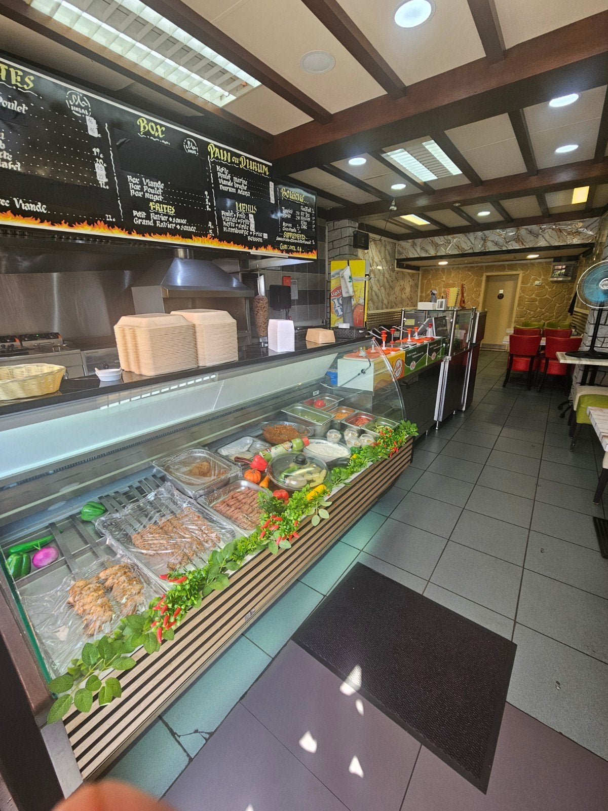 Snack a remettre, Offres d'emploi