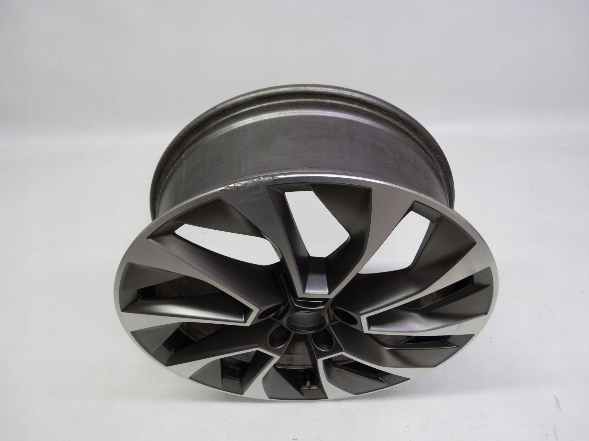 Pi ces d tach es Skoda Kodiaq 565601025AJ, Autos : Pièces & Accessoires, Infoline@skoda-auto.cz, Tr. Vaclava Klementa 869
293 01  Mlada Boleslav, CZ
