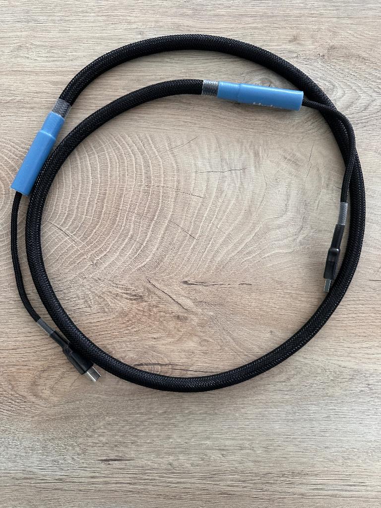 Câble USB High end Signal Projects HYDRA, Audio, Tv en Foto, Audiokabels en Televisiekabels, Ophalen of Verzenden, Zo goed als nieuw