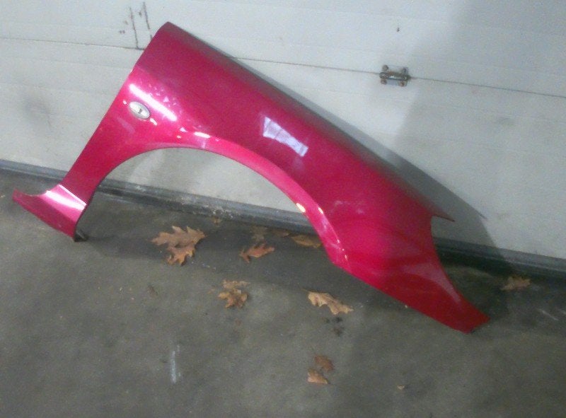 SPATBORD RECHTS VOOR Peugeot 407 (6C / J) (01-2005/03-2011), Kontakt-peugeot@peugeot.com, Gebruikt, Spatbord, Peugeot Deutschland GmbH