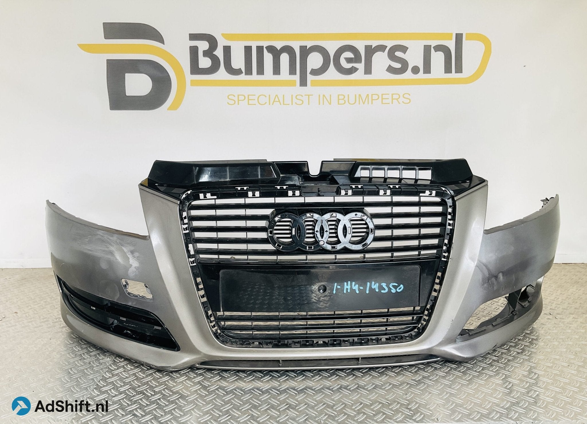 Bumper Audi A3 8P Facelift 2007-2012 8P0807437H Voorbumper 1, Bumper