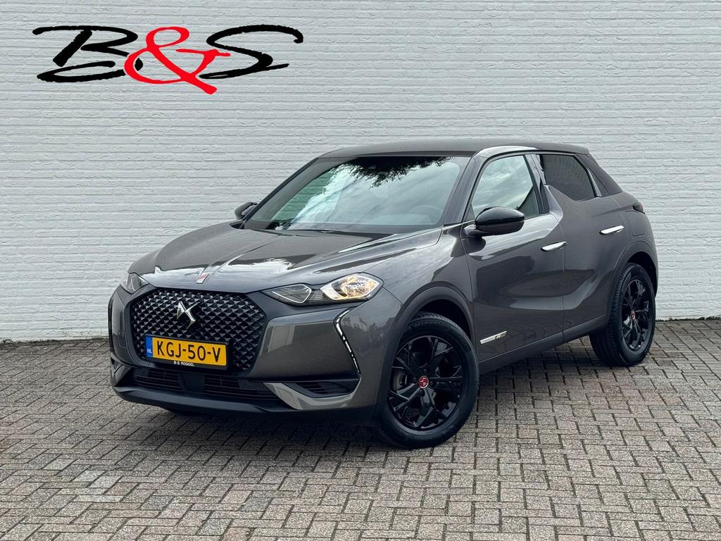 DS Automobiles DS3 Crossback 1.2 PureTech Business Performan, Bedrijf, Handgeschakeld, Grijs, Navigatiesysteem