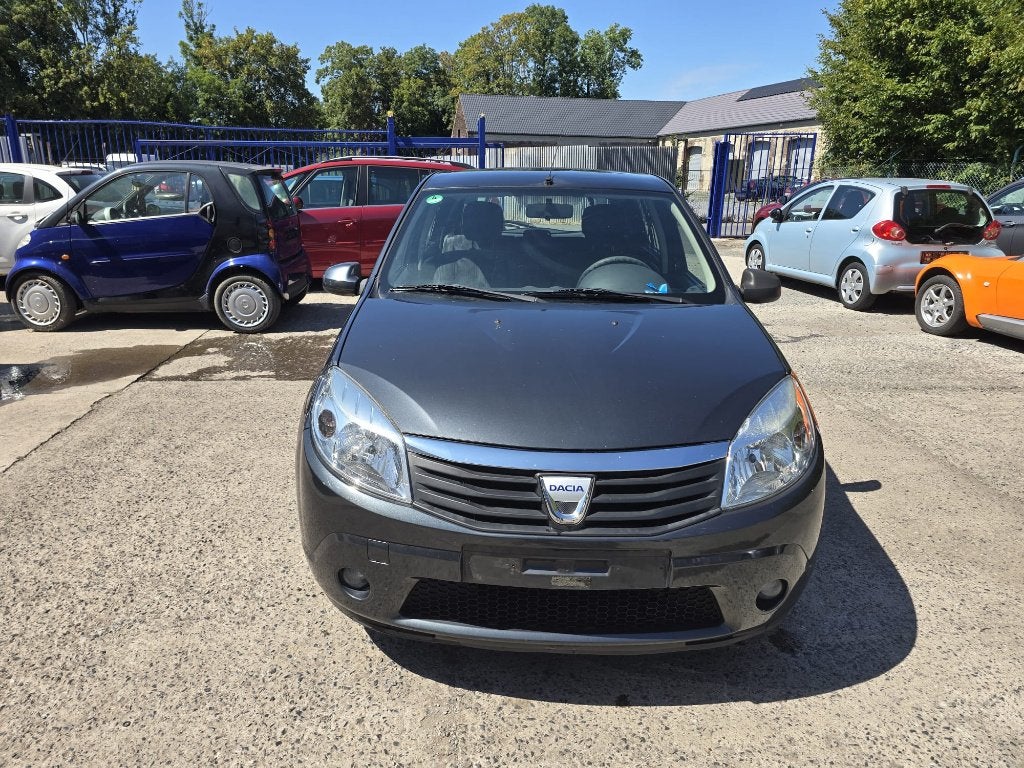 Dacia sandero 1200cc PRET A IMMAT 153000km 1prop GARANTIE, Autos, Argent ou Gris, Entreprise, Boîte manuelle, Noir