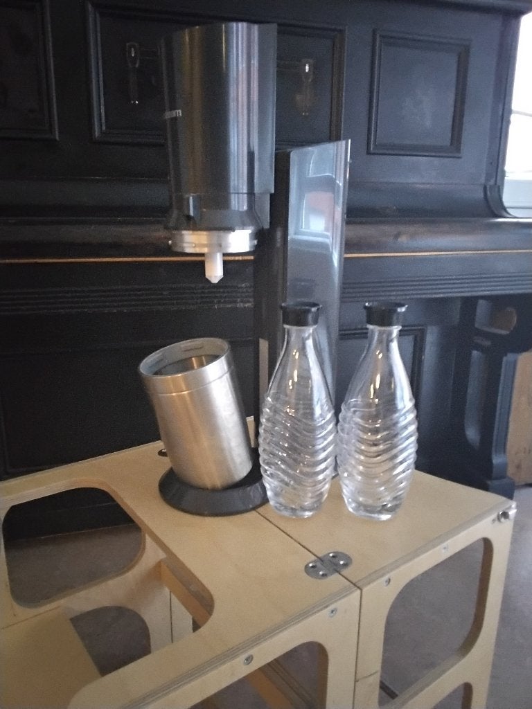 Sodastreamer met glazen flessen, Ophalen, Zo goed als nieuw
