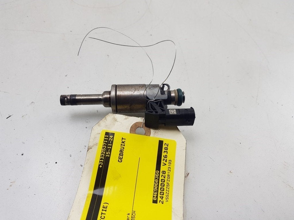 INJECTEUR Seat Leon ST (5FF) (01-2012/08-2020), Autos : Pièces & Accessoires, Robert Bosch AG, Utilisé, Seat, Robert-Bosch-Allee 1
74232  Abstatt, DE