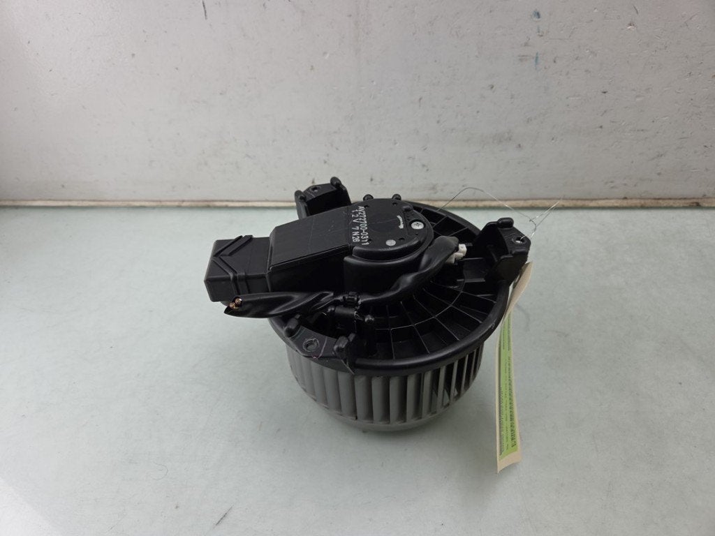 VENTILATEUR RADIATEUR MOTEUR Suzuki Swift (ZA / ZC / ZD), Suzuki-Allee 7
64625  Bensheim, DE, Suzuki Deutschland GmbH, Kontakt@suzuki.de