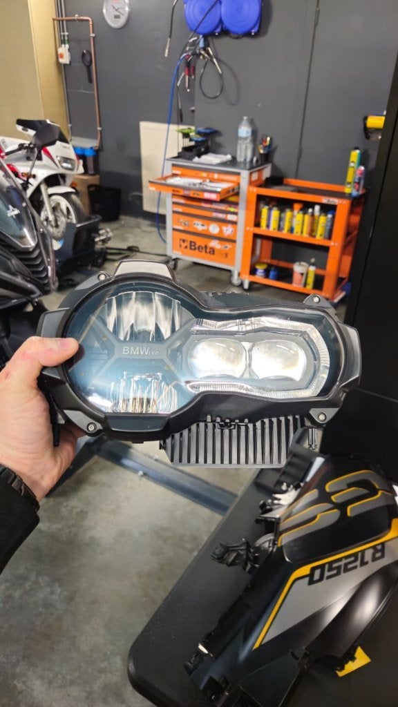 BMW R1250GS / GSA koplamp origineel LED, Ophalen
