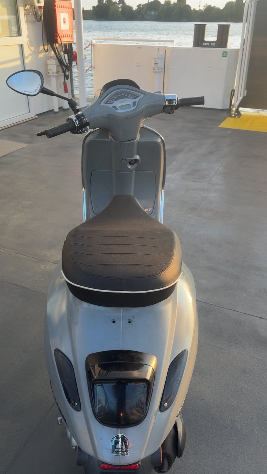 vespa sprint nador grey 2021, Ophalen, Zo goed als nieuw