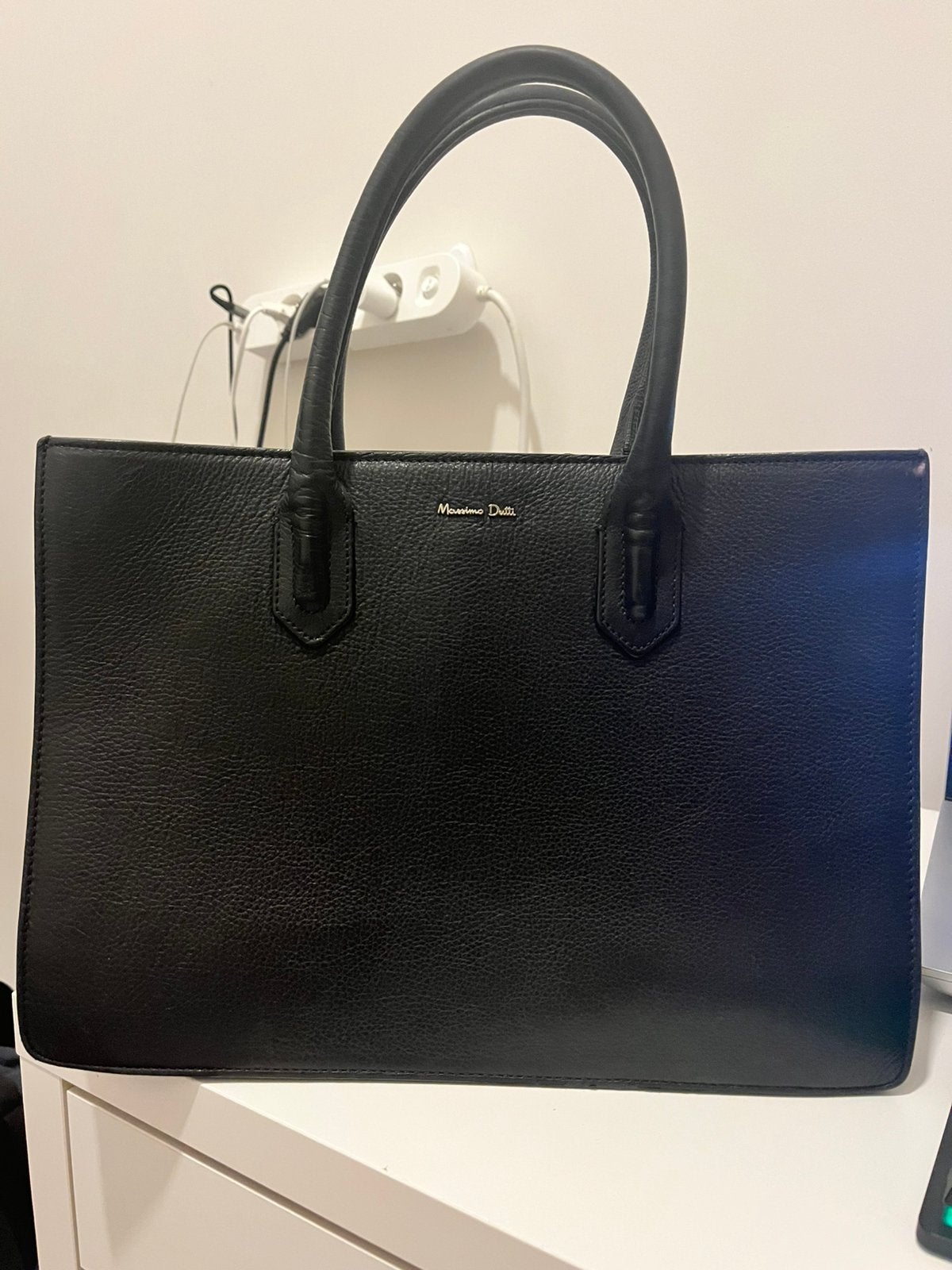 Sac cuire Massimo Dutti, Enlèvement, Comme neuf, Noir, Sac à main