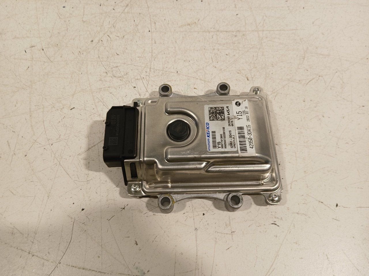 Computer automaat voor bak Kia Sportage, Onderdelen@venauto.nl, Van der Ven Autorecycling B.V., Ettenseweg 76, 4706 PB Roosendaal, The Netherlands