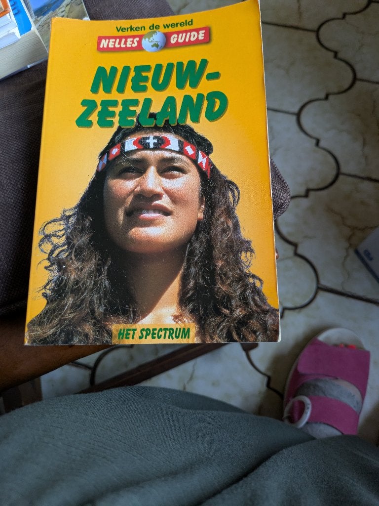 Nieuw-Zeeland, Boeken, Ophalen of Verzenden, Gelezen, Reisgids of -boek