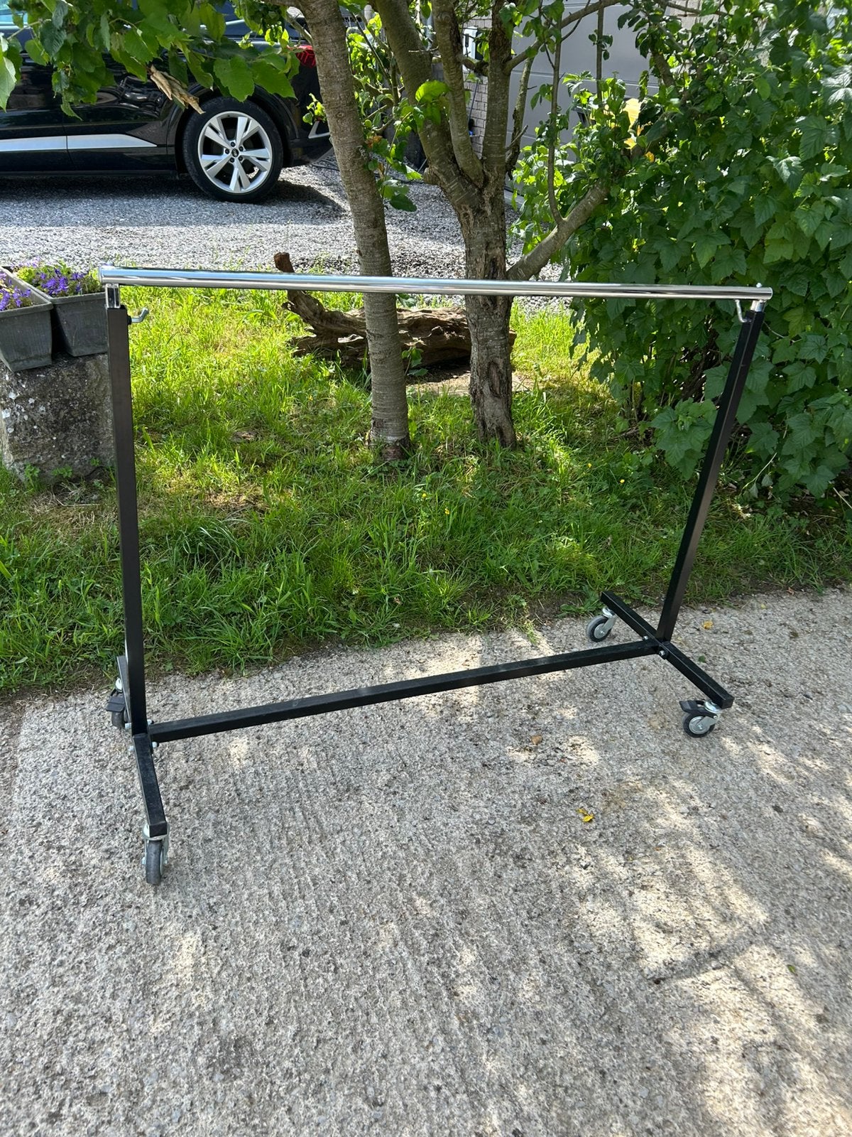 Tringle basse roulette vêtement magasin 140/100cm hauteur, Vêtements | Femmes, Portants à vêtements, Enlèvement, Comme neuf